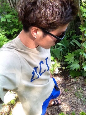 シ・ユンさんのコーディネート