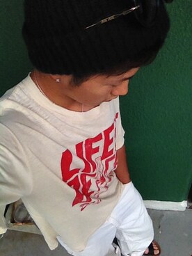 シ・ユンさんのコーディネート