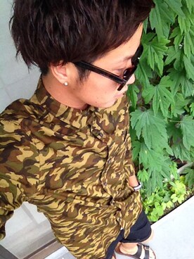 シ・ユンさんのコーディネート