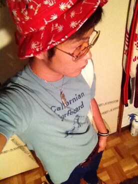 シ・ユンさんのコーディネート