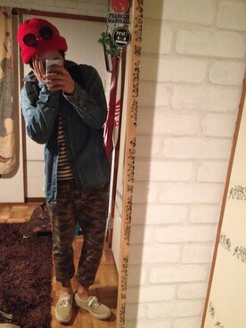 シ・ユンさんのコーディネート