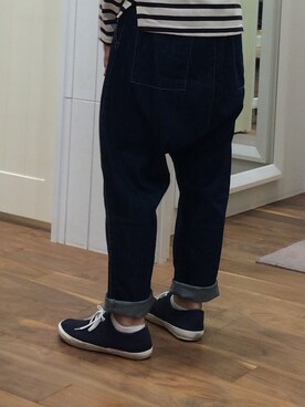 「ヴァンブランのアイテム（デニムパンツ、ブルー系）」を使った、かおりさん（レディース・153cm）の秋コーディネート