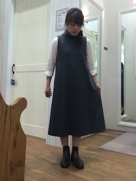 「NIMES（ニーム）のアイテム（ワンピース、グレー系）」を使った、かおりさん（レディース・153cm）の秋コーディネート