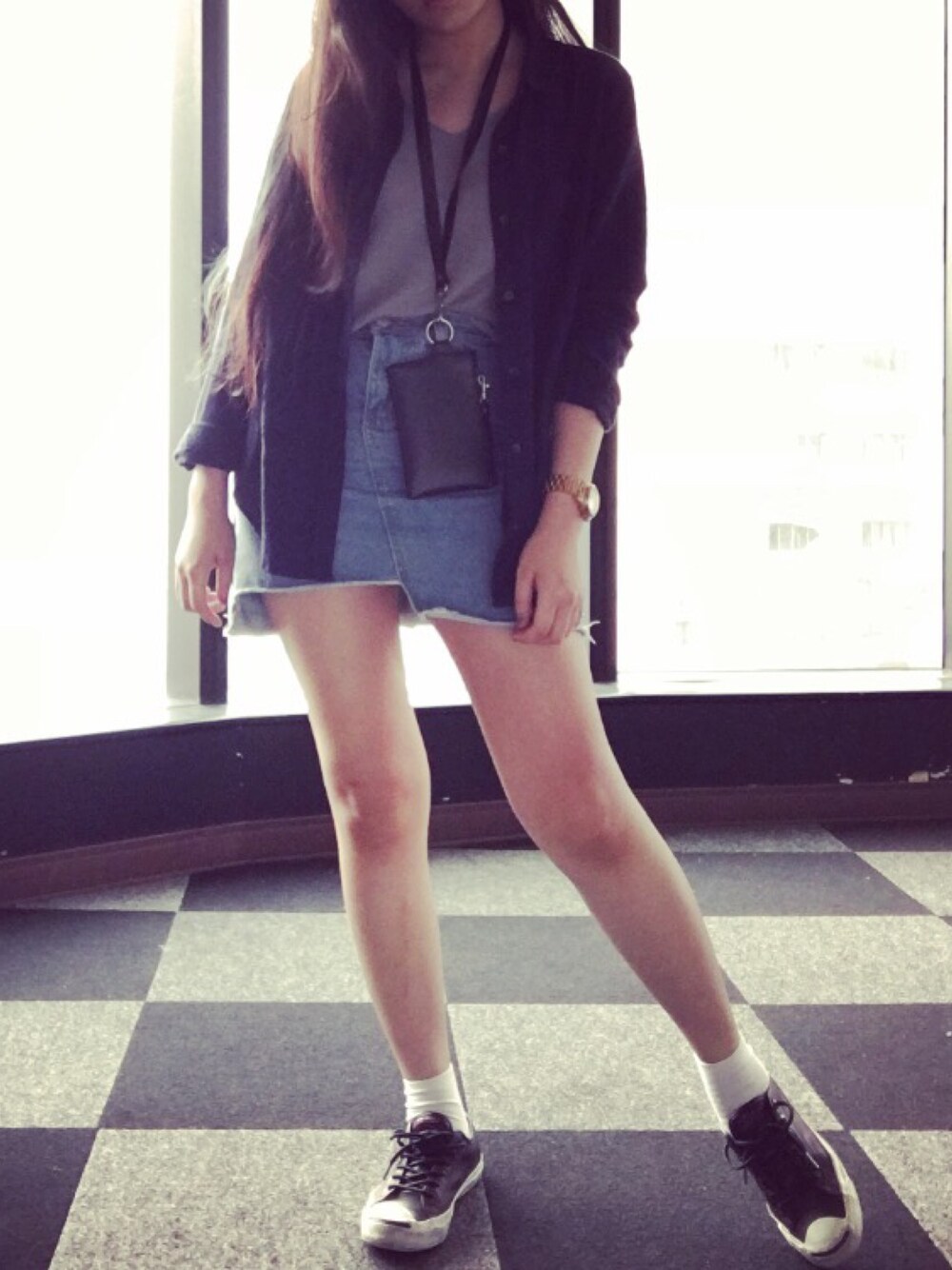「カジュアル、夏コーデ、夏、converse、Taiwan、Taichung」｜「MICHAEL KORSのアイテム（アナログ腕時計、ゴールド系）」を使った、sherylさん（レディース・170cm）の春コーディネートの1枚目の写真