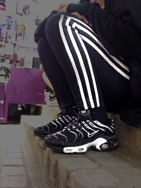 「AIR MAX」｜「アイテム（スタジャン）」を使った、塏豈さん（レディース・163cm）の春コーディネート
