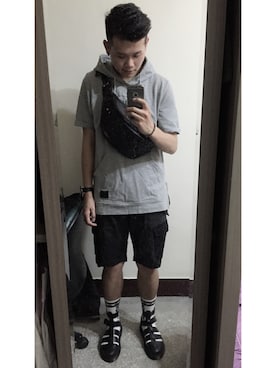 「RADICAL（RADICAL）のアイテム」を使った、Levi's LEOさん（メンズ・181cm）の夏コーディネート