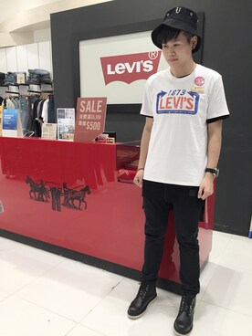 Levi's LEOさんのコーディネート