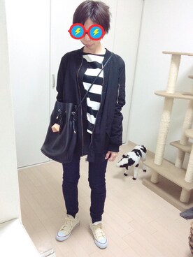 「UNIQLO（ユニクロ）のボーダーカットソー（Tシャツ/カットソー、ホワイト系）」を使った、Piiccaさん（レディース・154cm）の冬コーディネート