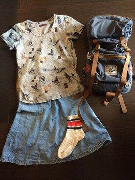「BLUE BLUE（ブルーブルー）のアイテム（Tシャツ/カットソー、グレー系）」を使った、まーさん（レディース・162cm）の夏コーディネート