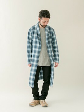 「URBAN RESEARCH（アーバンリサーチ）のアイテム（スニーカー）」を使った、yukihigashiuraさん（メンズ・172cm）の冬コーディネート