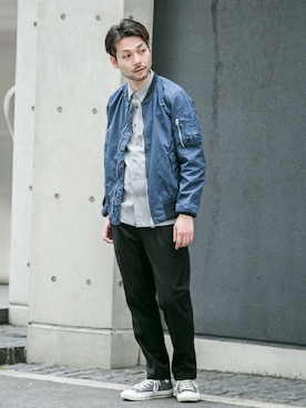 「URBAN RESEARCH（アーバンリサーチ）のアイテム（MA-1）」を使った、yukihigashiuraさん（メンズ・172cm）の春コーディネート
