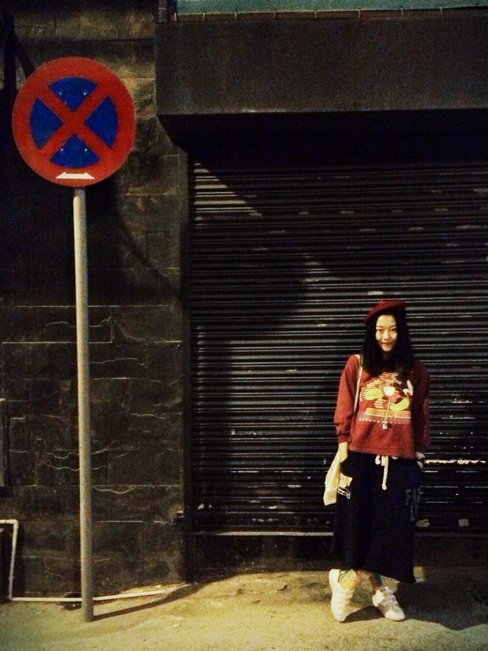 「Macau、pink、Mickey Mouse 、stansmith」｜「Paul Smithのアイテム（ハット、ピンク系）」を使った、sssdvさん（レディース・157cm）の秋コーディネートの1枚目の写真