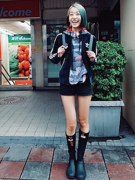 謝孟芳さんのコーディネート