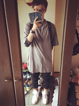 「VINTAGE（ヴィンテージ）のアイテム（Tシャツ/カットソー、グレー系）」を使った、なおたまるさん（メンズ・175cm）の秋コーディネート