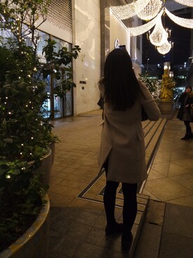 「SISLEY（シスレー）のアイテム（チェスターコート、ベージュ系）」を使った、ナリさん（レディース）の秋コーディネート