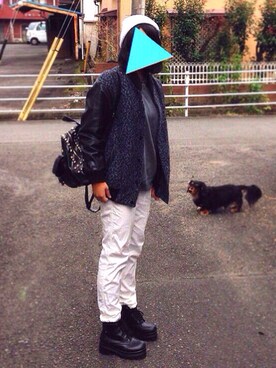 「B.L.U.E（ビーエルユーイー）のアイテム（パンツ）」を使った、アサミさん（レディース・158cm）の秋コーディネート