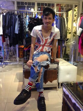 「アイテム（Tシャツ/カットソー、ブルー系）」を使った、歐利さん（メンズ）の夏コーディネート