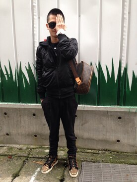 「D&G（ディーアンドジー）のアイテム（サングラス、ブラック系）」を使った、歐利さん（メンズ）の夏コーディネート