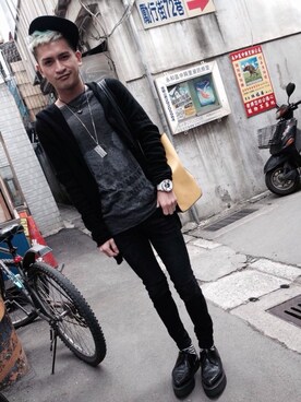 「GU（ジーユー）のアイテム（トートバッグ、イエロー系）」を使った、歐利さん（メンズ）の夏コーディネート