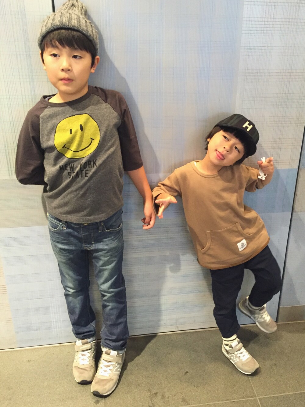 「GO TO HOLLYWOODのアイテム（キャップ、ブルー系）」を使った、komako77さん（キッズ・133cm）の秋コーディネートの1枚目の写真