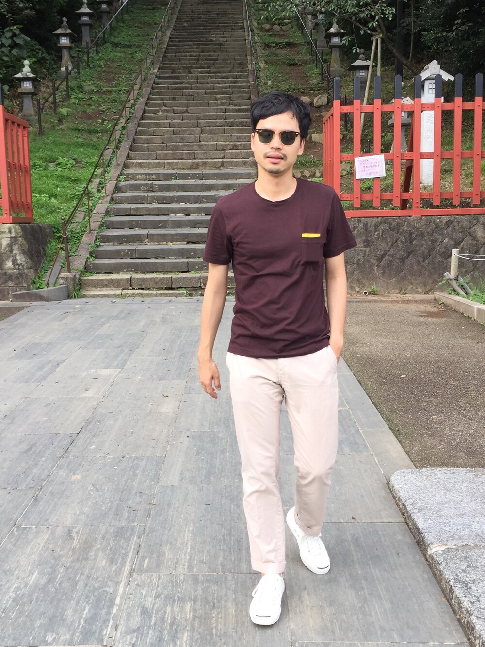 「夏、大人カジュアル、カジュアルコーデ、ロールアップ、スニーカー、CONVERSE ADDICT、45R」｜「Ray-BanのRAY BAN Sunglasses（サングラス、ブラック系）」を使った、YOHEIさん（メンズ・174cm）の夏コーディネートの1枚目の写真
