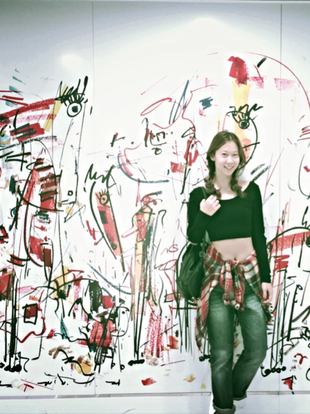 「FOREVER 21、hkgirl、croptop」｜「FOREVER 21のアイテム（その他トップス、ブラック系）」を使った、MONNOMさん（レディース・172cm）の秋コーディネートの1枚目の写真