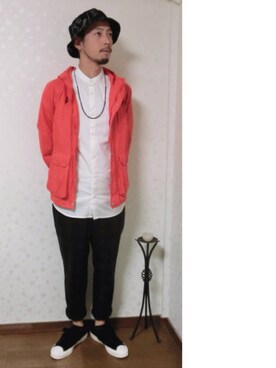 「ノーカラーシャツ」｜「アイテム（マウンテンパーカー）」を使った、kiyoshiさん（メンズ・170cm）の秋コーディネート