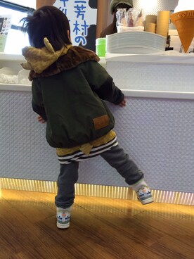 「アイテム（ライダースジャケット）」を使った、ヒナタさん（キッズ・110cm）の冬コーディネート