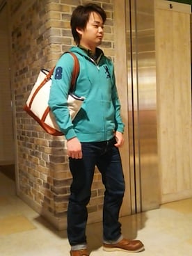 「アイテム（パーカー、グリーン系）」を使った、GIORDANOサンステ福山店さん（メンズ・172cm）の春コーディネート