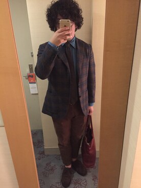 「ISAIA（イザイア）のアイテム」を使った、よしべーさん（メンズ・173cm）の秋コーディネート