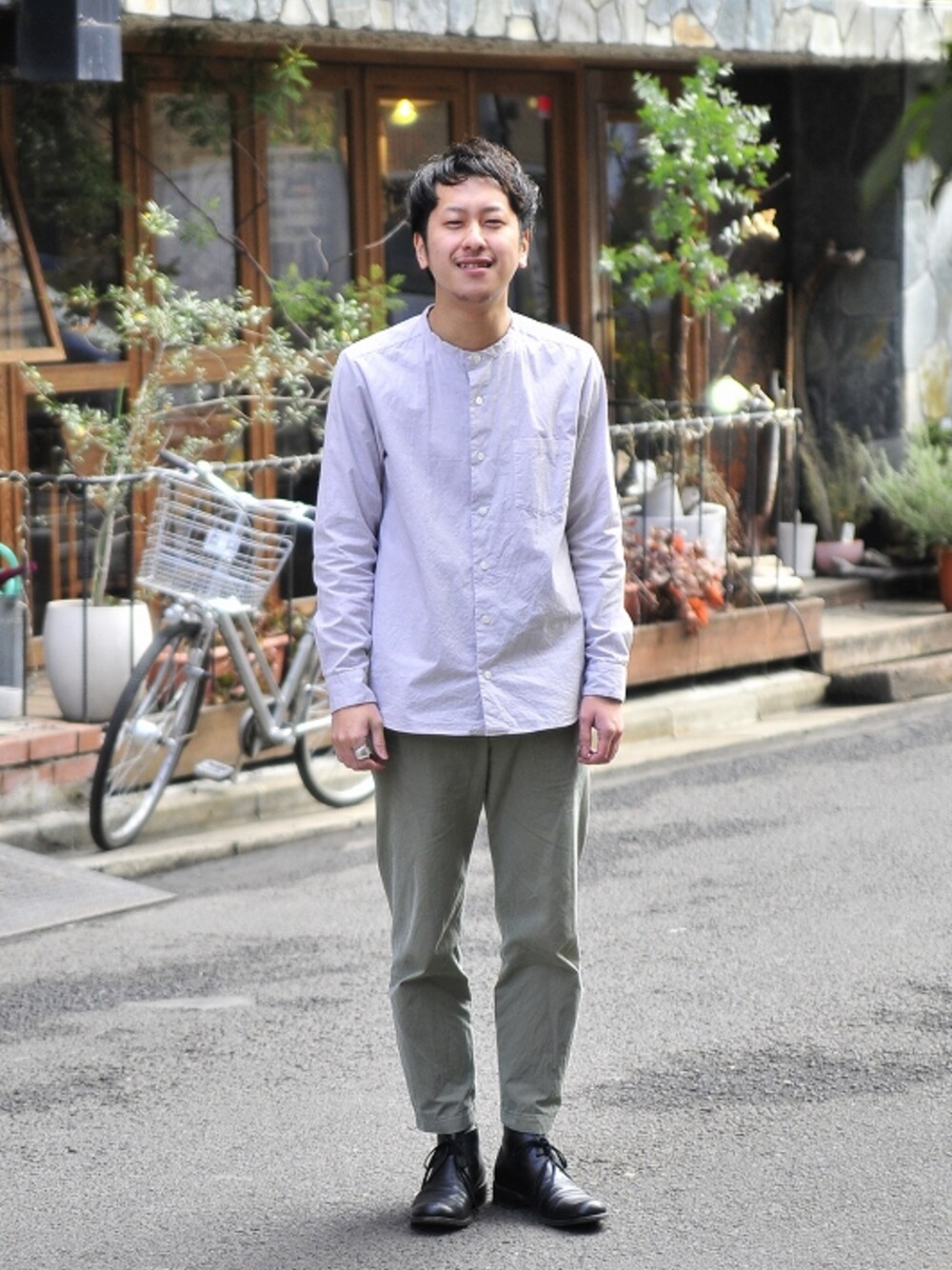 TsukasaKanamaruさんの「No-collar simple shirt（ARTS & SCIENCE）」を使ったコーディネート