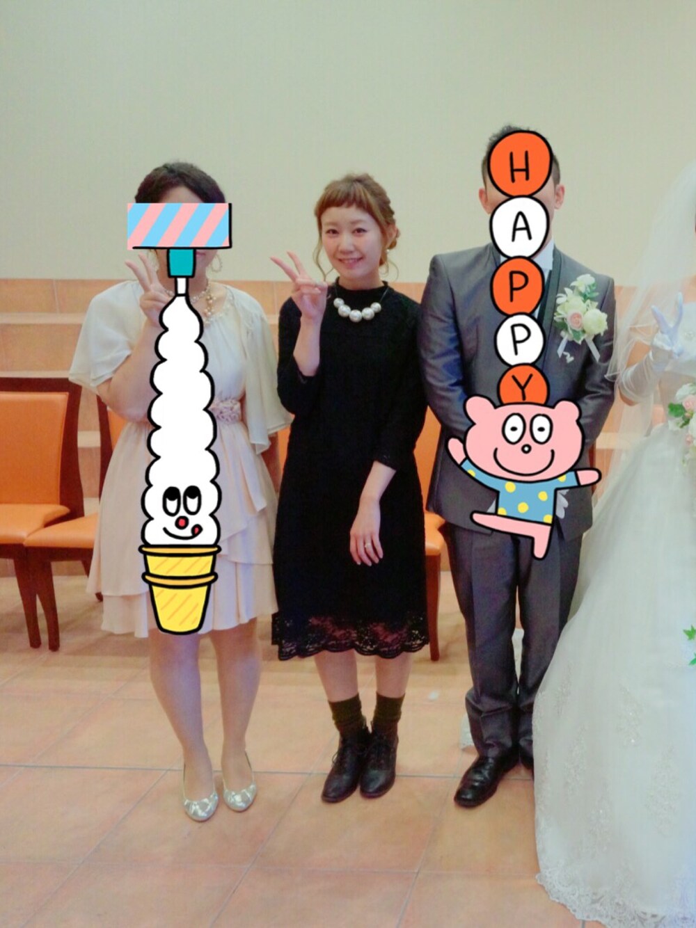 「結婚式、美容師、総レース、オトナカジュアル、パールネックレス、黒、黒ワンピース、二次会、パーティースタイル」｜「A part byのＣＮスカラップレースワンピース 705088（ワンピース、ブラック系）」を使った、＊mana＊さん（レディース・153cm）の冬コーディネートの1枚目の写真