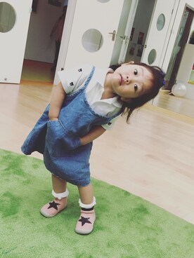 「no brand（ノーブランド）のアイテム（ワンピース、ブルー系）」を使った、EvaBabyさん（キッズ）の夏コーディネート