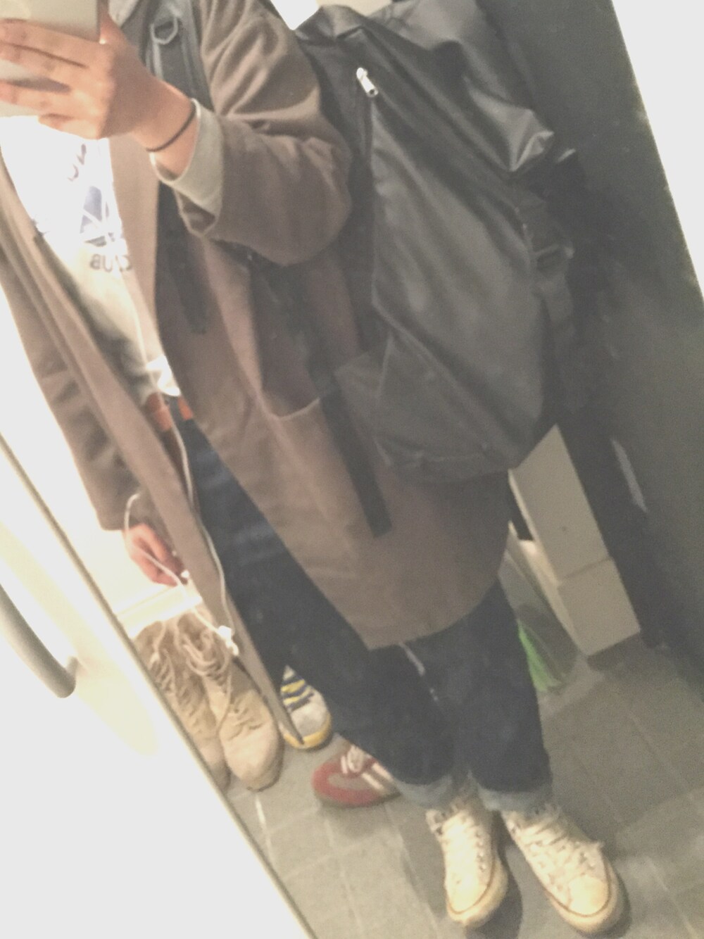 「SENSE OF PLACE by URBAN RESEARCHのA フラップデイバックパック（バックパック/リュック、ブラック系）」を使った、ｕ☕️さん（レディース・151cm）の春コーディネートの1枚目の写真