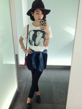 「お買い物」｜「アイテム（バレエシューズ）」を使った、sayaさん（レディース・162cm）の秋コーディネート