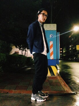 「Carhartt（カーハート）のアイテム（テーラードジャケット）」を使った、ShangLei Wenさん（メンズ・180cm）の夏コーディネート