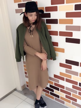 「SpRay（スプレイ）のアイテム（MA-1）」を使った、PINK DIAMOND川口店さん（レディース・168cm）の秋コーディネート