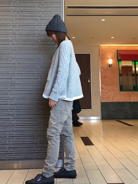 「ぺプラムトップス」｜「アイテム（ニットキャップ/ビーニー）」を使った、おまきさん（レディース・157cm）の秋コーディネート