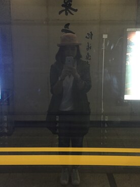 「アイテム（トレンチコート、グリーン系）」を使った、kakakakaka769さん（レディース・170cm）の秋コーディネート