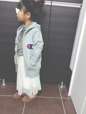 「チャンピオン パーカー」｜「アイテム（水着/着物・浴衣）」を使った、hiiiiさん（キッズ・100cm）の秋コーディネート