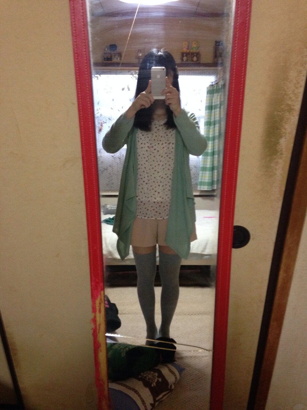 「earthのアイテム（カーディガン/ボレロ、グリーン系）」を使った、Mi*さん（レディース・151cm）の夏コーディネートの1枚目の写真