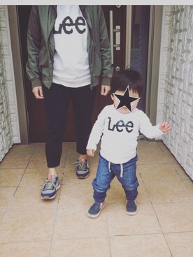 「Lee（リー）のＬｅｅロゴ【裏起毛】　プルオーバー（スウェット、ホワイト系）」を使った、kanakoさん（レディース・150cm）の春コーディネート