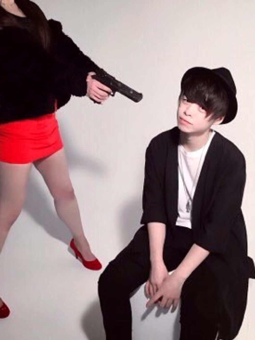 「niko and...のアイテム（その他パンツ、ブラック系）」を使った、ともさん（メンズ・177cm）の秋コーディネートの1枚目の写真