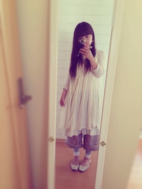 「NICE CLAUP（ナイスクラップ）のアイテム（チュニック）」を使った、camellia＊＊さん（レディース・155cm）の春コーディネート