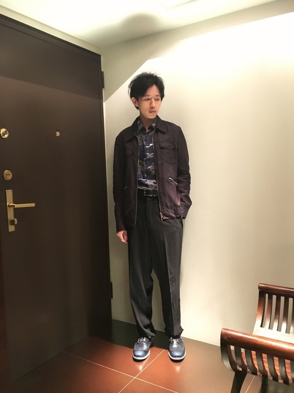 「KENZO、oversize、シャツイン、オーバーサイズ、ワイドパンツ、柄パンツ、yohjiyamamoto、outfit、ootd」｜「SHIPS JET BLUEのアイテム（ブルゾン、ブラック系）」を使った、hAoさん（メンズ・176cm）の冬コーディネートの1枚目の写真