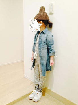 「デニムワンピース」｜「アイテム（サロペット/オーバーオール）」を使った、ponrunさん（キッズ・110cm）の春コーディネート