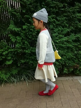 「von（ボン）のアイテム」を使った、von girlsさん（キッズ・120cm）の秋コーディネート