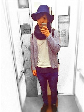 「UNIQLO（ユニクロ）のアイテム（デニムパンツ、ホワイト系）」を使った、u&tさん（メンズ・173cm）の秋コーディネート