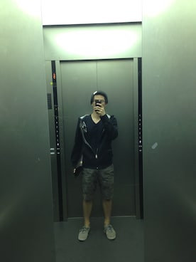 「大学」｜「アイテム（帽子）」を使った、RHSMさん（メンズ・172cm）の春コーディネート