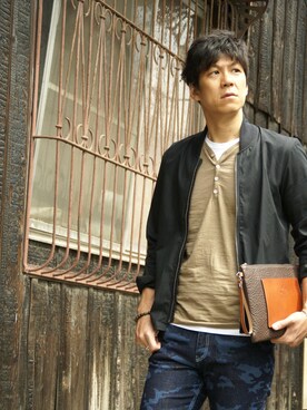 「DELAY by Win & Sons（ディレイバイウィンアンドサンズ）のアイテム（スラックス）」を使った、holidaycottageさん（メンズ・182cm）の春コーディネート